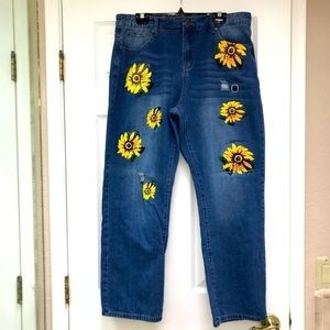 MISSLOOK Sunflower Painted Distressed Jeans-Size 2XL